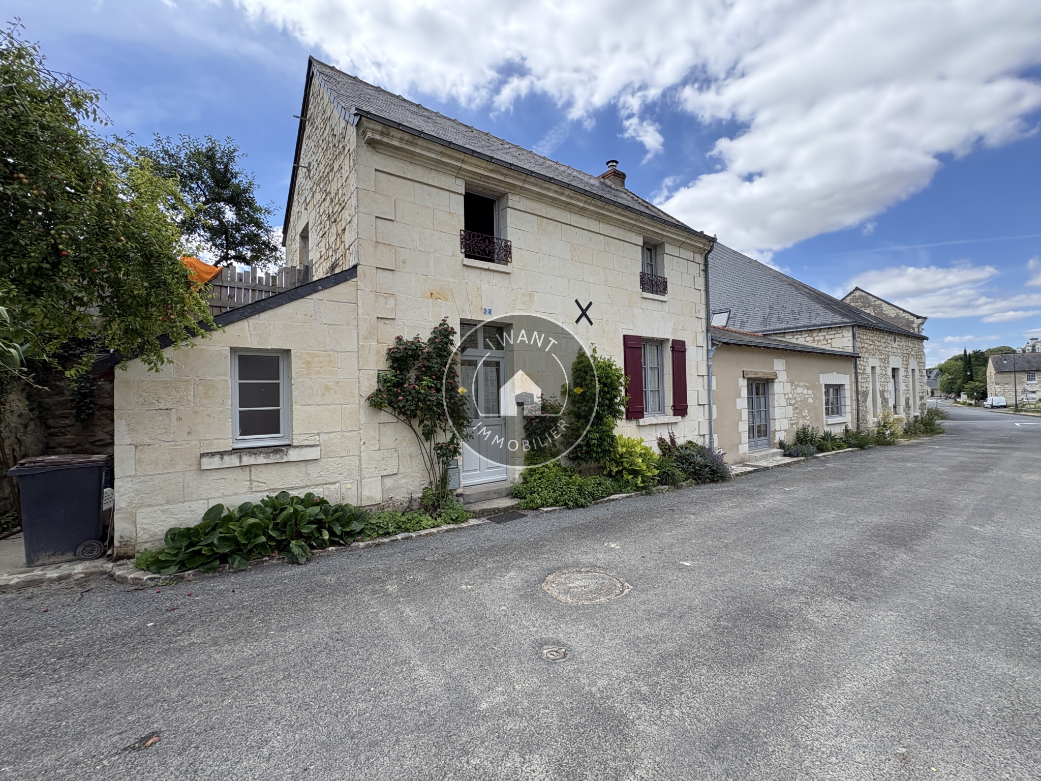 Maison coup de coeur à LOUERRE Charme, authenticité et réno